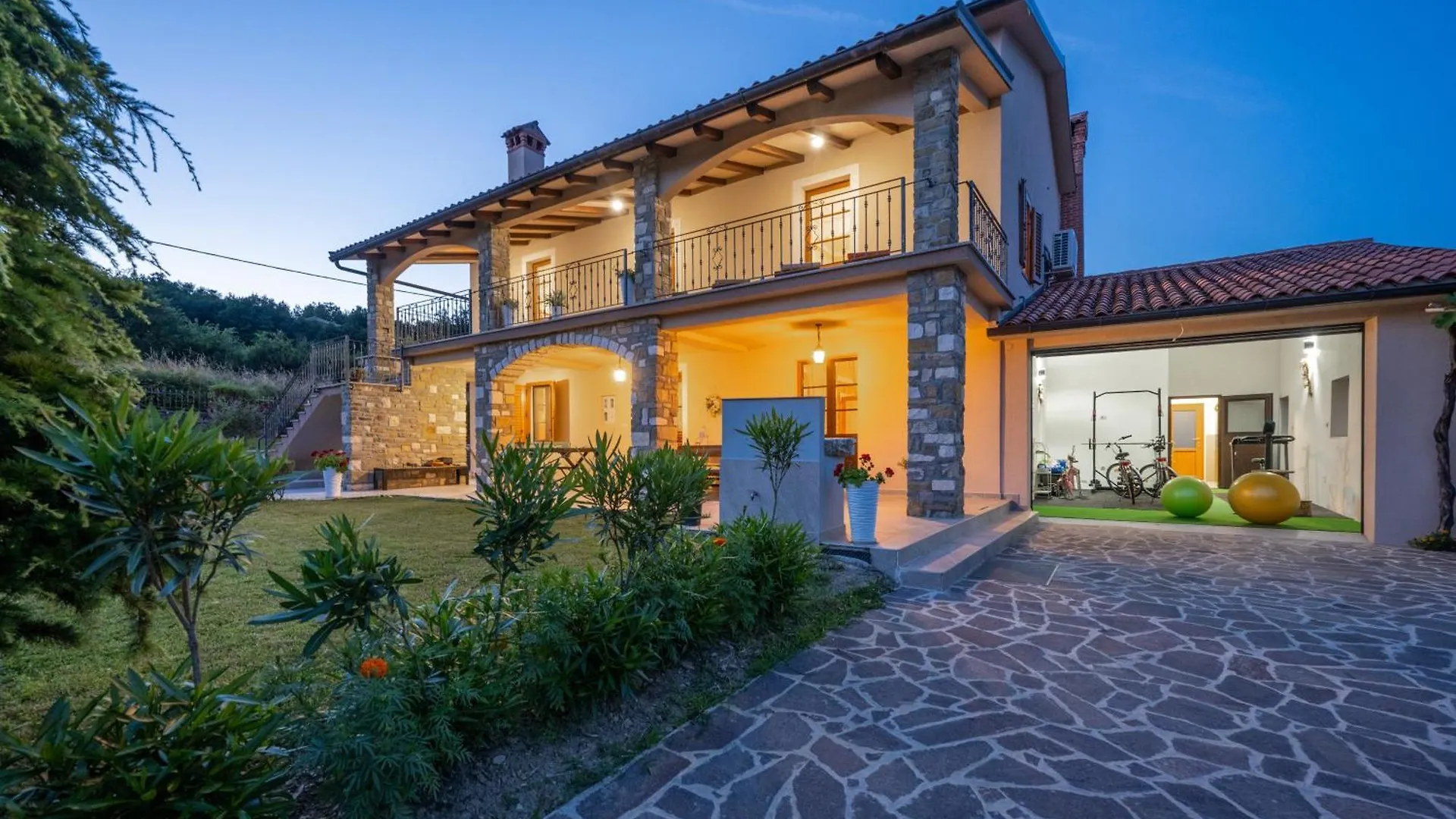 Activity And Familiy Villa Milena With Heated Pool Krsan